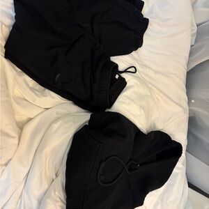 Aritzia fleece set up